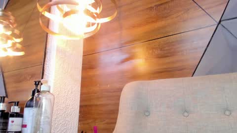 Snapshot of diamond_black19 chatting on 01-28-25, 02:10 Camila and Megan online show from 01-28-25, 02:10