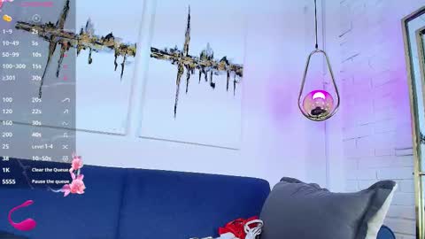 Snapshot of diamond_black19 chatting on 09-20-25, 07:04 Camila and Megan online show from 09-20-25, 07:04