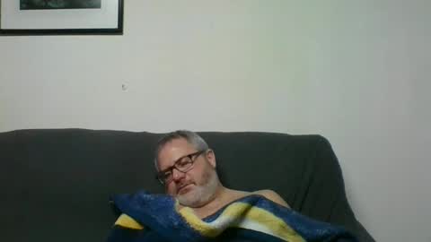 Snapshot of diamond_couple_82 chatting on 02-04-25, 07:07 diamond_couple_82 online show from 02-04-25, 07:07