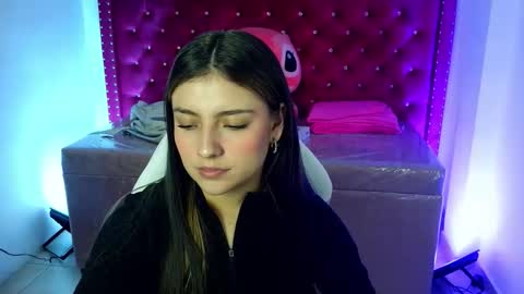 diamond_juliana_ online show from 04-28-26, 03:00