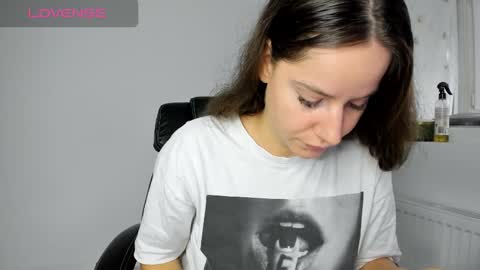 diamondkay_ online show from 10-26-25, 07:36