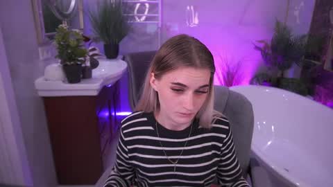 DiamondNina online show from 04-18-26, 07:40