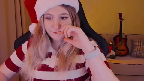 Diana online show from 12-10-24, 01:44