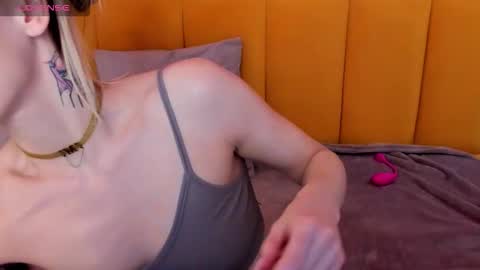 Diana  online show from 11-14-25, 01:37