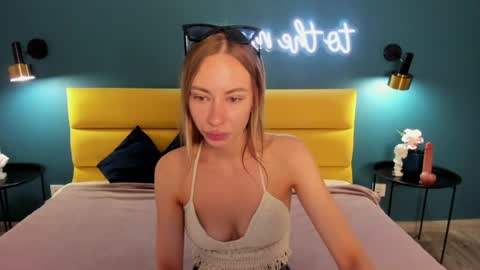 Diana  online show from 07-20-26, 01:42