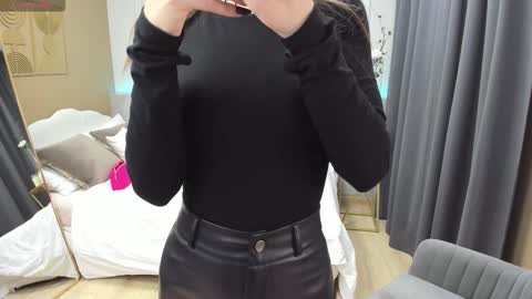 Diana online show from 11-16-25, 05:35