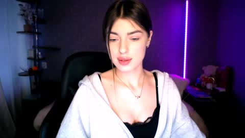 DIANA  online show from 03-25-26, 02:45