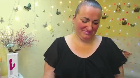 Diana online show from 04-14-26, 06:08