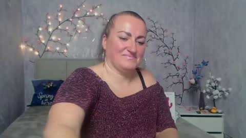 Diana online show from 04-24-26, 07:11