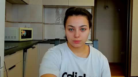 Adelina online show from 02-17-26, 10:45