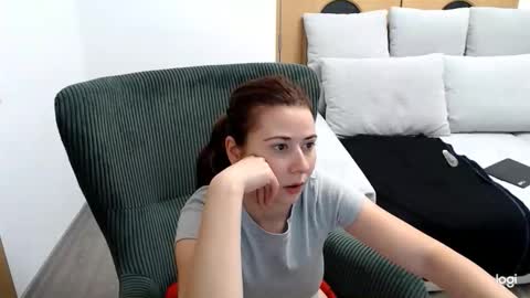 dianasmiey7 online show from 09-14-25, 08:08