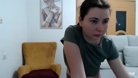 dianasmiey7 online show from 03-19-26, 09:35