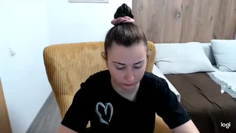 dianasmiey7 online show from 06-10-26, 08:46
