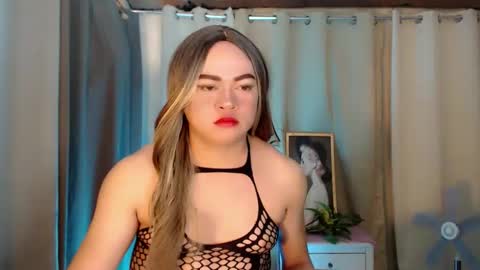 Dianne online show from 02-23-26, 01:14