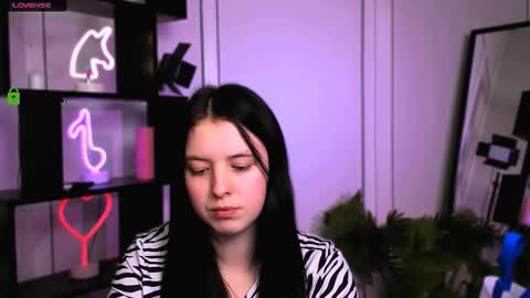 Snapshot of diara_ti chatting on 12-16-25, 07:19 diara ti online show from 12-16-25, 07:19