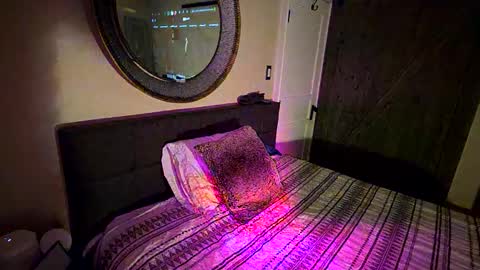 Snapshot of diceman90 chatting on 03-12-26, 09:10 Diceman online show from 03-12-26, 09:10