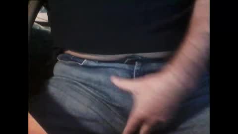 Snapshot of dick185 chatting on 01-21-25, 03:43 dick185 online show from 01-21-25, 03:43