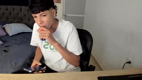 dick online show from 04-18-26, 07:58