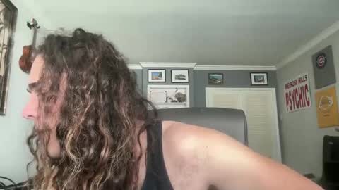 Snapshot of dickbiggly chatting on 03-14-26, 06:02 dickbiggly online show from 03-14-26, 06:02