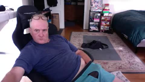 Snapshot of dickflasher5 chatting on 11-22-25, 04:50 Richard Fleischer online show from 11-22-25, 04:50