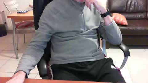 didonc from france..... online show from 04-25-26, 07:55