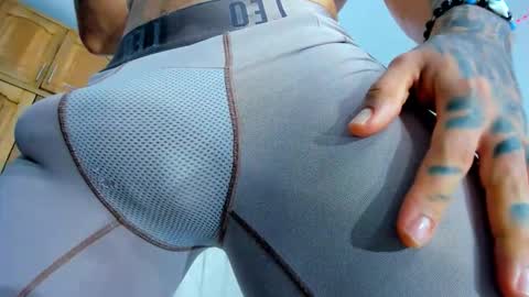 Diego online show from 11-27-25, 11:01