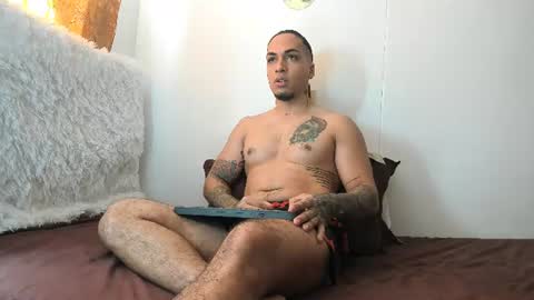 Snapshot of diego__cruz chatting on 07-27-26, 07:32 Diego online show from 07-27-26, 07:32