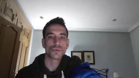 Snapshot of dieguito124 chatting on 02-14-25, 10:25 dieguito124 online show from 02-14-25, 10:25