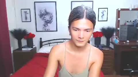 Dennesse online show from 12-05-25, 02:09