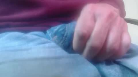 Snapshot of dieter_5155 chatting on 05-25-26, 01:17 dieter_5155 online show from 05-25-26, 01:17