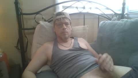 Snapshot of dig81435546 chatting on 03-25-26, 06:14 JesseJames online show from 03-25-26, 06:14
