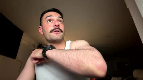 Snapshot of digodigo11 chatting on 11-17-25, 04:07 digodigo11 online show from 11-17-25, 04:07