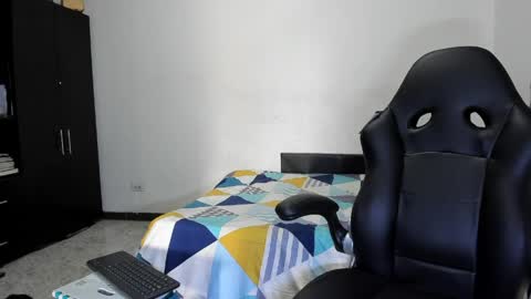 diiego_xxx online show from 04-06-26, 05:47