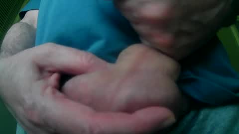 Snapshot of diki3333333333 chatting on 01-12-25, 01:16 Nick online show from 01-12-25, 01:16