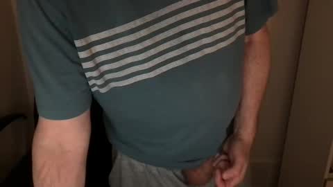 Snapshot of diki3333333333 chatting on 11-23-25, 10:48 Nick online show from 11-23-25, 10:48