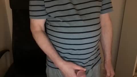 Snapshot of diki3333333333 chatting on 12-15-25, 02:27 Nick online show from 12-15-25, 02:27