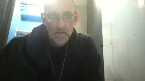 Snapshot of dikk303 chatting on 03-20-26, 05:45 dikk303 online show from 03-20-26, 05:45