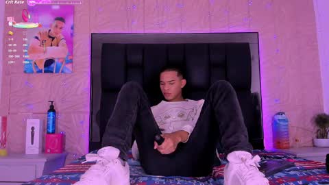 Snapshot of dilam_alfonzo chatting on 09-18-25, 09:17 Dilan online show from 09-18-25, 09:17