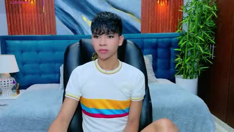  DILAN online show from 06-07-26, 07:17