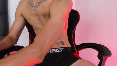 DILAN online show from 03-05-26, 01:18