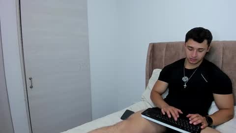 Dilan Coy online show from 10-17-25, 12:47