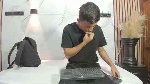 dilanandking online show from 04-29-26, 01:15