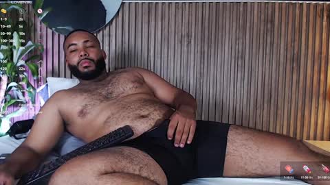 Snapshot of dilanjonnes chatting on 12-14-24, 11:56 DilanJonnes online show from 12-14-24, 11:56