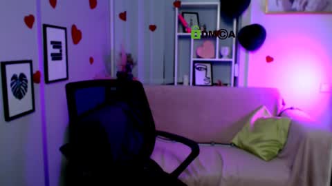 Snapshot of dilara_best chatting on 02-22-25, 11:03 Dilyanude in pvt online show from 02-22-25, 11:03