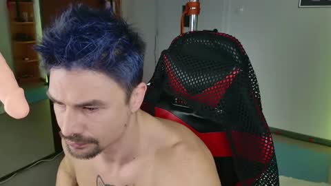 Dario Dolce online show from 02-19-25, 11:28