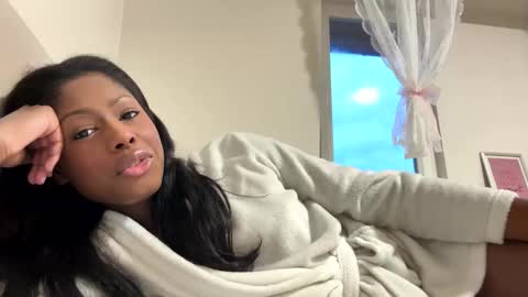 Snapshot of dilussoangel chatting on 05-19-26, 07:31 dilussoangel online show from 05-19-26, 07:31