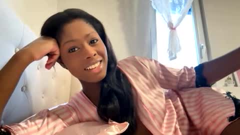 Snapshot of dilussoangel chatting on 06-02-26, 07:16 dilussoangel online show from 06-02-26, 07:16