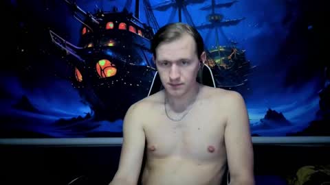 Snapshot of dimastyzzz chatting on 02-28-25, 05:04 Dimetriusen online show from 02-28-25, 05:04