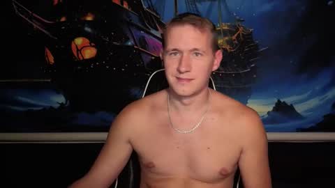 Snapshot of dimastyzzz chatting on 10-12-25, 04:39 Dimetriusen online show from 10-12-25, 04:39