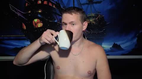 Snapshot of dimastyzzz chatting on 10-14-25, 09:37 Dimetriusen online show from 10-14-25, 09:37